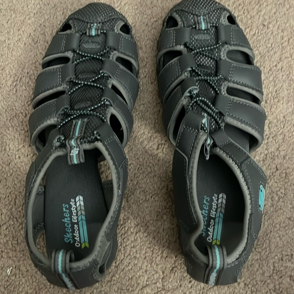 Skechers brand. Outdoor lifestyle. Size 7.5. Gray.